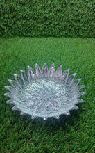 Multipurpose decorative serving tray in silver